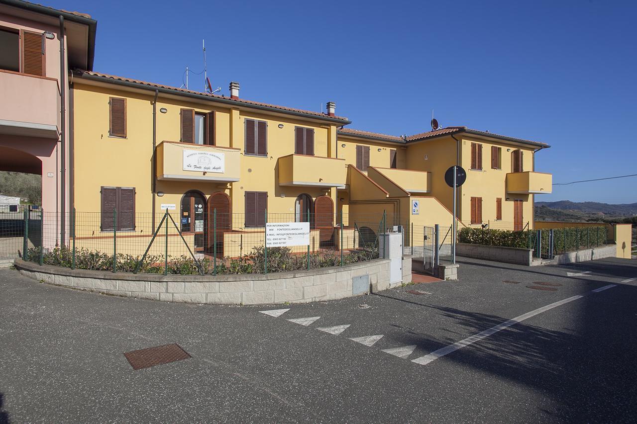La Fonte Degli Angeli Apartments Suvereto Luaran gambar
